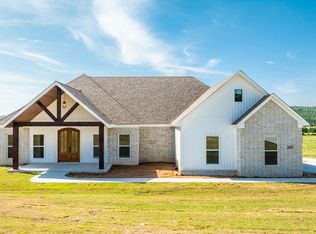 260 Castleberry Rd, Greenbrier, AR 72058