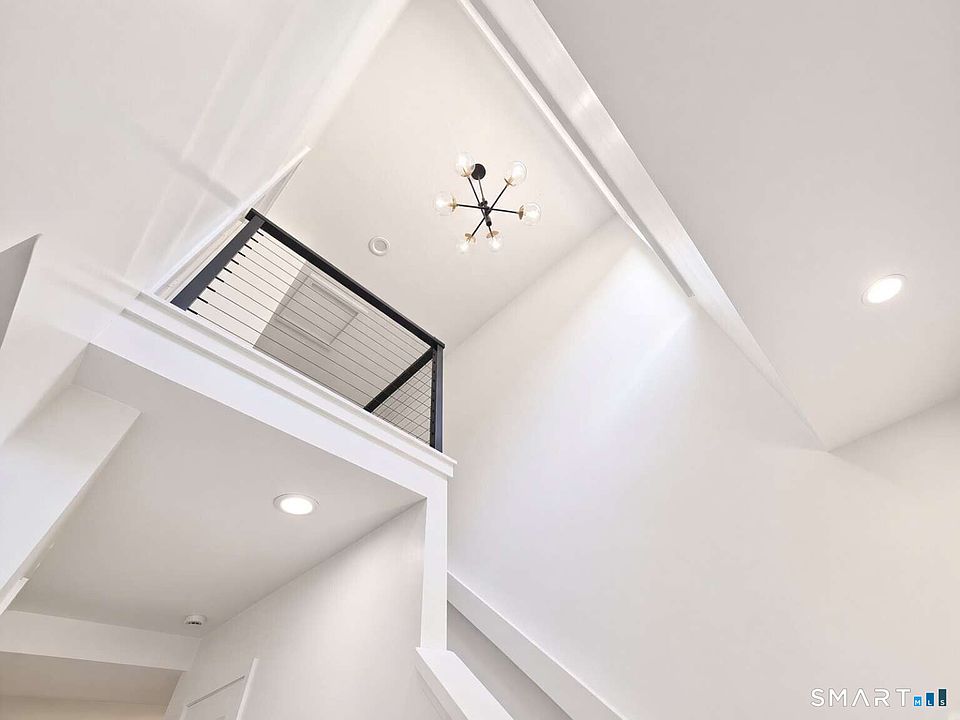 1st image of 127 Farmington Chase Crescent #127