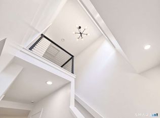 Farmington Chase, Farmington, CT 06032
