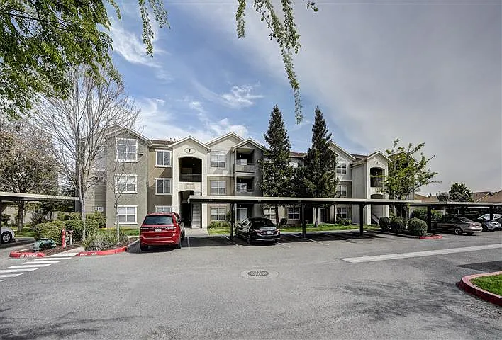 Brooks Landing — Photo 17