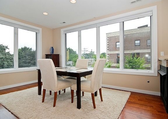 4th image of 1600 N Bell Ave APT 3C