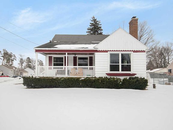 2nd image of 814 Bergin Farm Ct SE