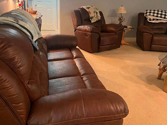 5th image of 419 Friendship Ln