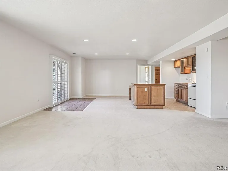 6333 S Sicily Way — Photo 30