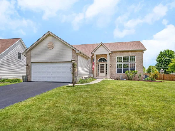 300 Turnbridge Dr, Shorewood, IL 60404