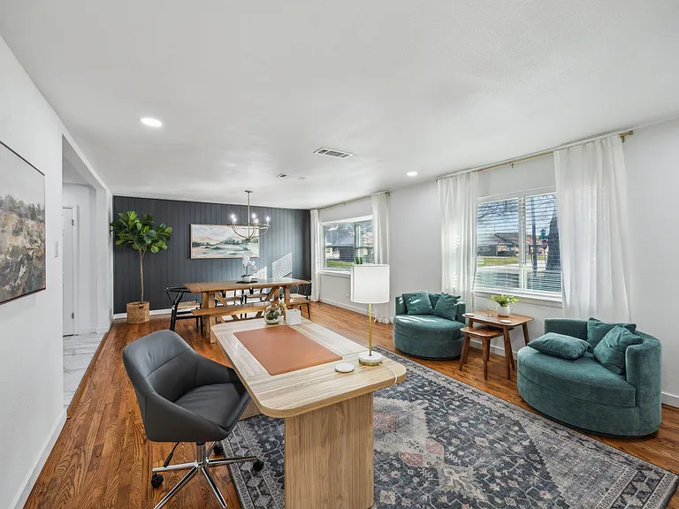 1729 14th Pl — Photo 8