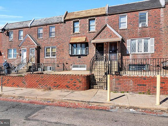 2nd image of 3908 Palmetto St