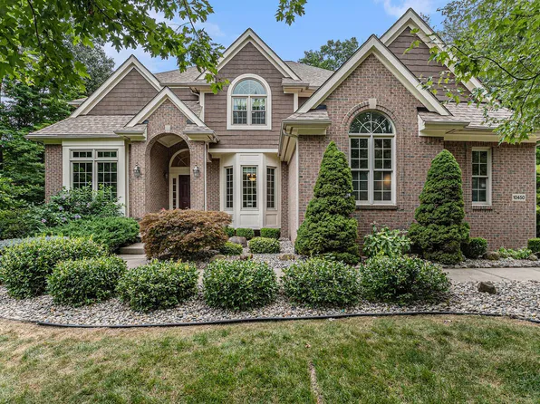 10450 Timber Ridge Dr, Milan, MI 48160
