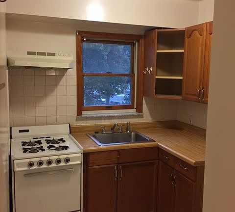 3rd image of 21341 40th Ave APT 3F