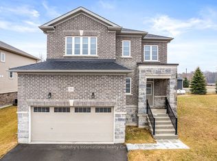 23 Autumn Dr, Wasaga Beach, ON L9Z 0K7
