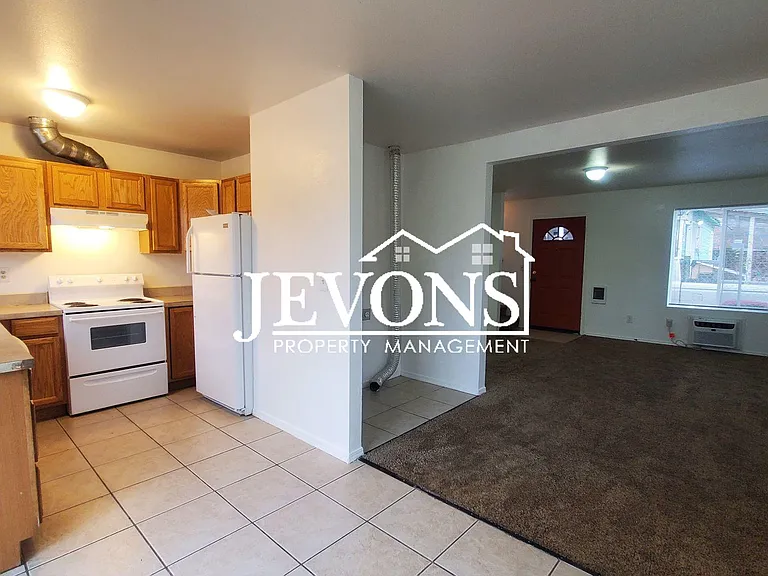 309 N Naches Ave #4 — Photo 3