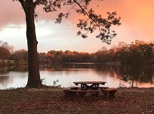 601 Lakeside Dr, Salisbury, MD 21801