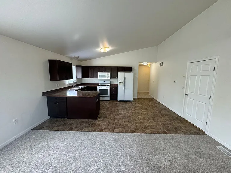 3632-3638 S Heartwood Cir — Photo 4