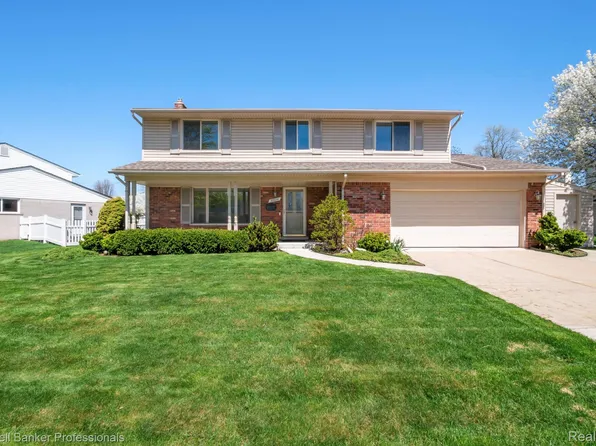 35624 Oakdale St, Livonia, MI 48154