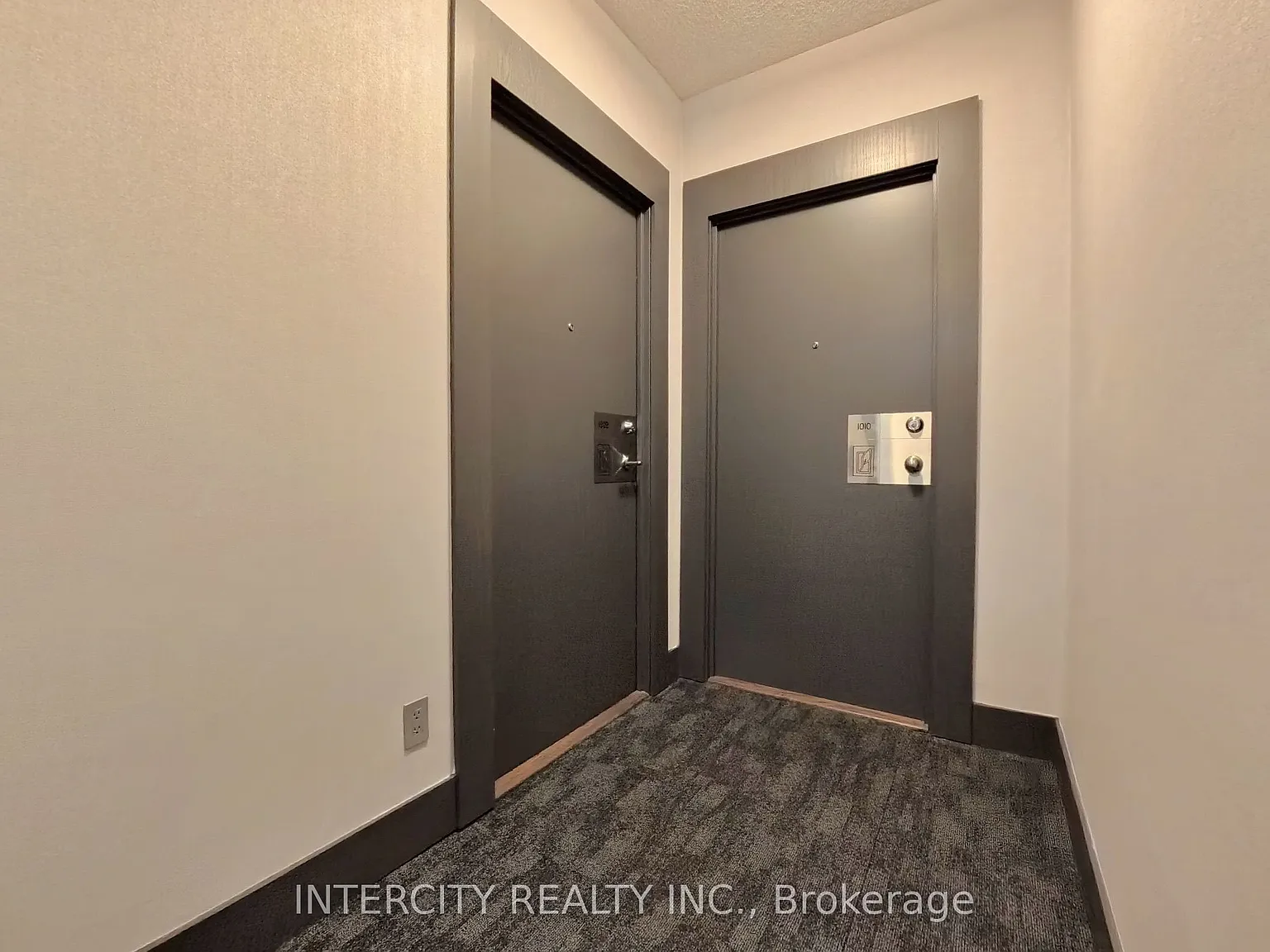 2 bed, $2,650 — Photo 3