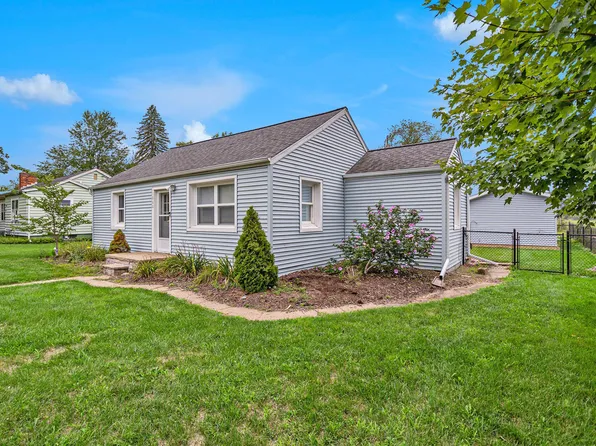 1060 S Kalamazoo Ave, Marshall, MI 49068