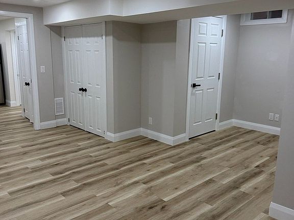 2nd image of 495 Taylor Cres #495