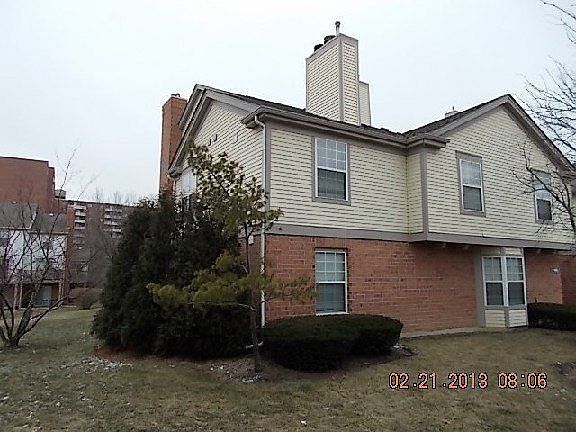 2nd image of 108 White Oak Ct APT 6