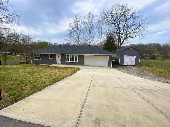 2820 N 43rd St, Kansas City, KS 66104