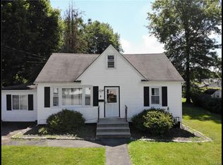 8 Pond Rd, Walden, NY 12586