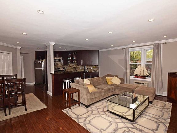 3rd image of 4230 Douglaston Pkwy APT 1B