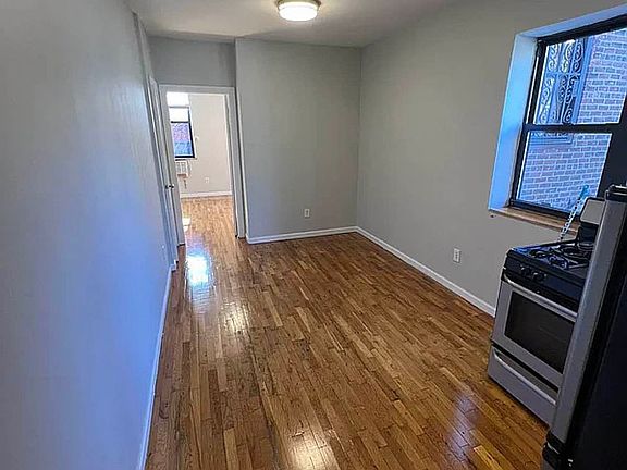 4th image of 84 E 2nd St APT 1