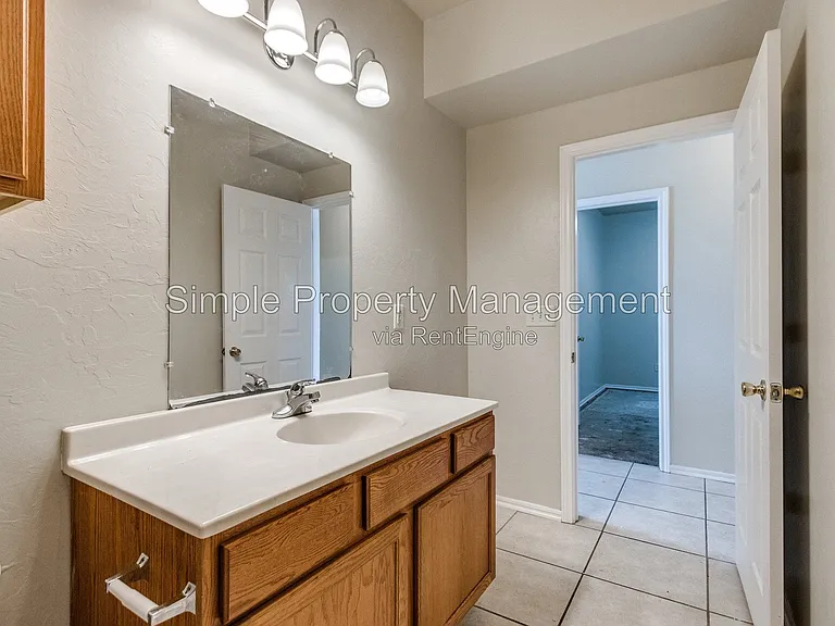 14625 Gilbert St #C — Photo 19