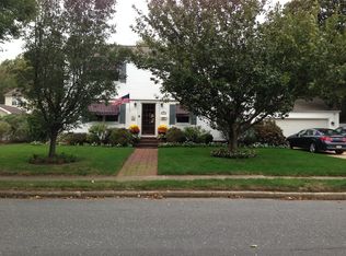 82 Lafayette St, Rumson, NJ 07760