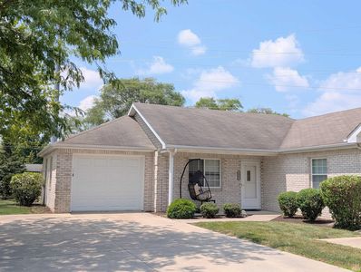 225 W Spring St #B, Bluffton, IN, 46714