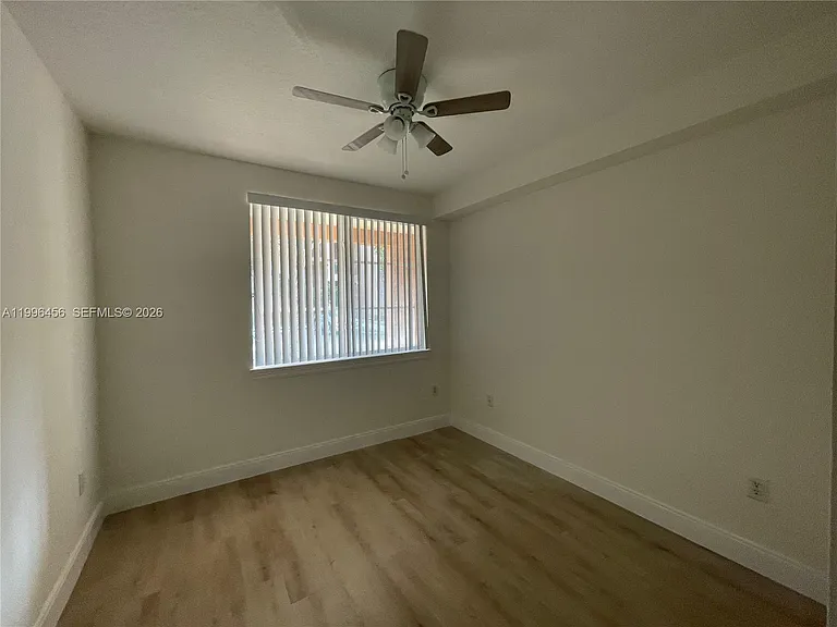6851 SW 44th St #210 — Photo 5