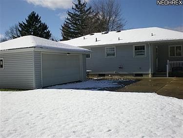 2nd image of 253 S Yorkshire Blvd