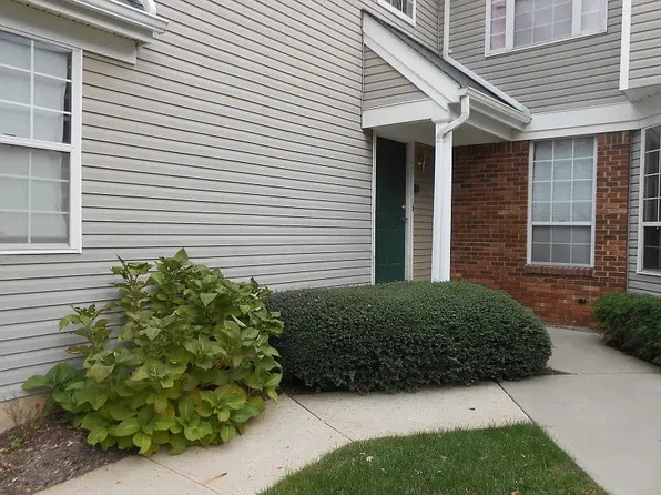 52 Phlox Ct, Whitehouse Station, NJ 08889