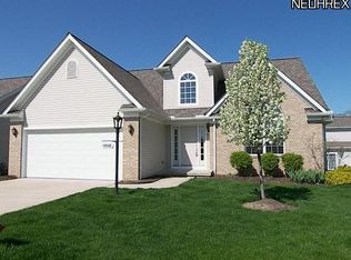 6940 Deer Run Dr, Middleburg Heights, OH 44130