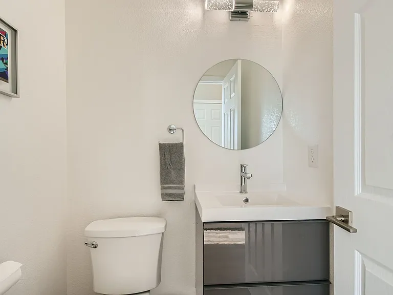2504 E 127th Pl — Photo 11