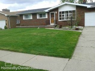 311 Siegfried Dr, Williamsville, NY 14221