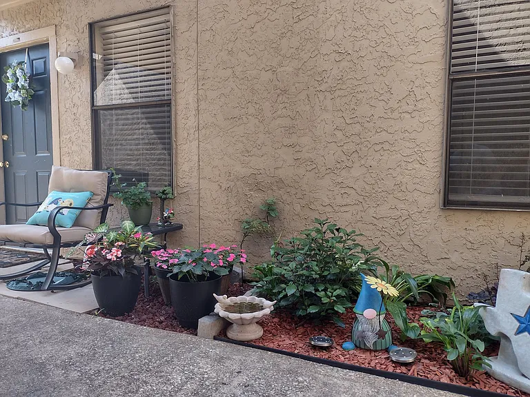 Northview Condominiums — Photo 11