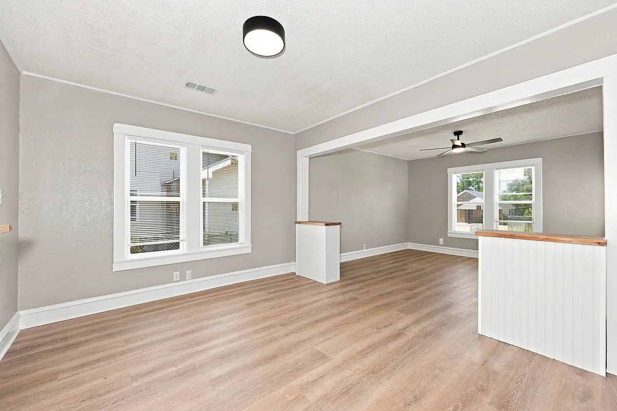 1548 McKenzie Ave - 1548 McKenzie — Photo 3