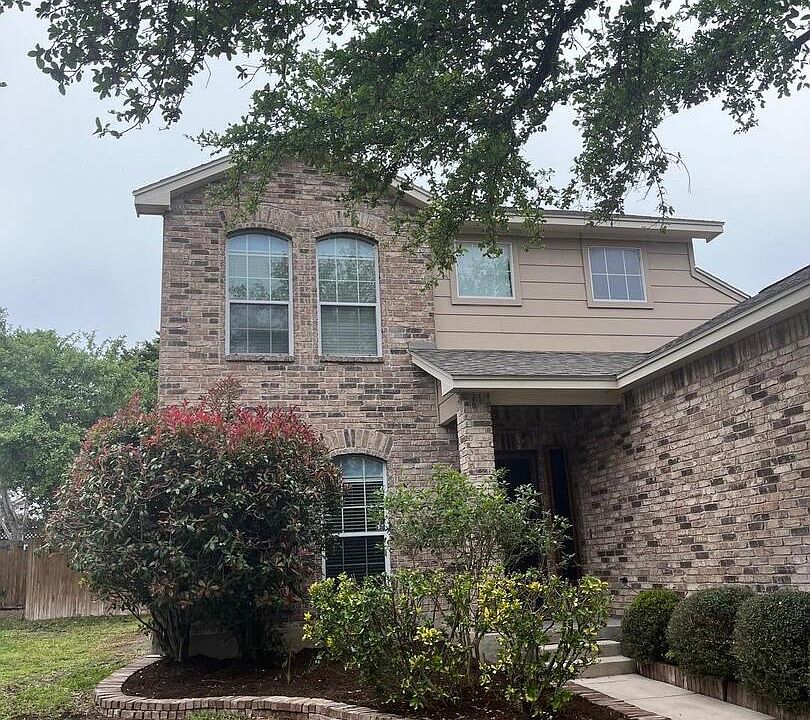 1st image of 27 BRANWOOD