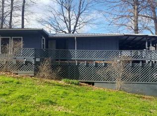 297 Hell Bender Ln, Scottsville, KY 42164
