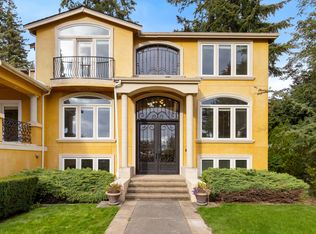 9430 Lake Washington Blvd NE, Bellevue, WA 98004