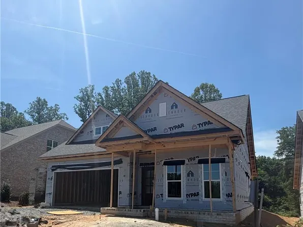 2798 Monarch Way, Winston Salem, NC 27106