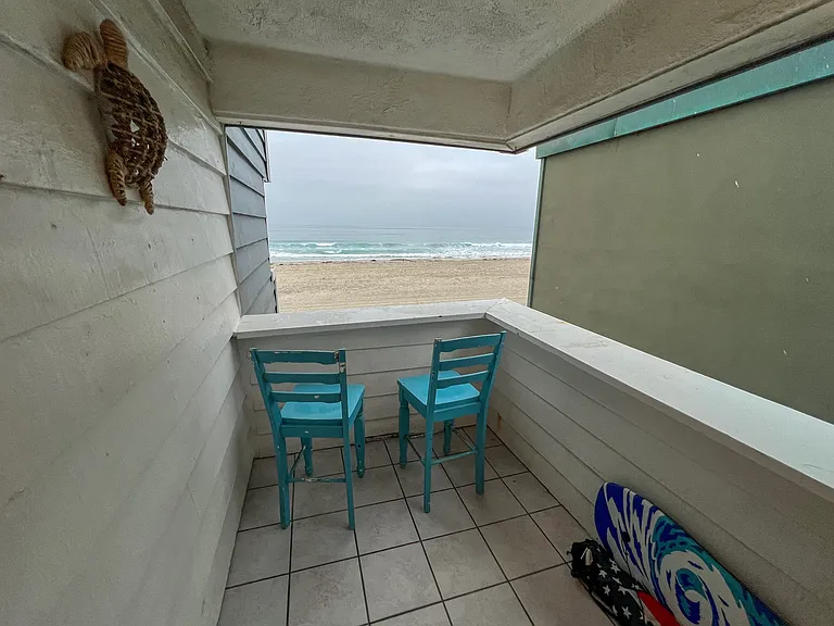 3355 Ocean Front Walk #F — Photo 29