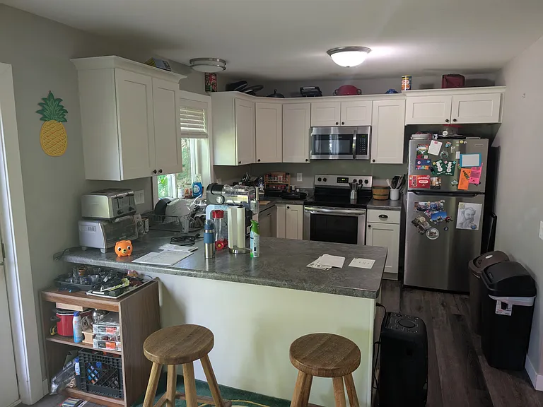 1004 Sausalito Dr — Photo 4