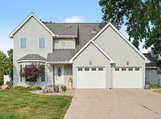 2815 Dunkirk Dr, Saginaw, MI 48603