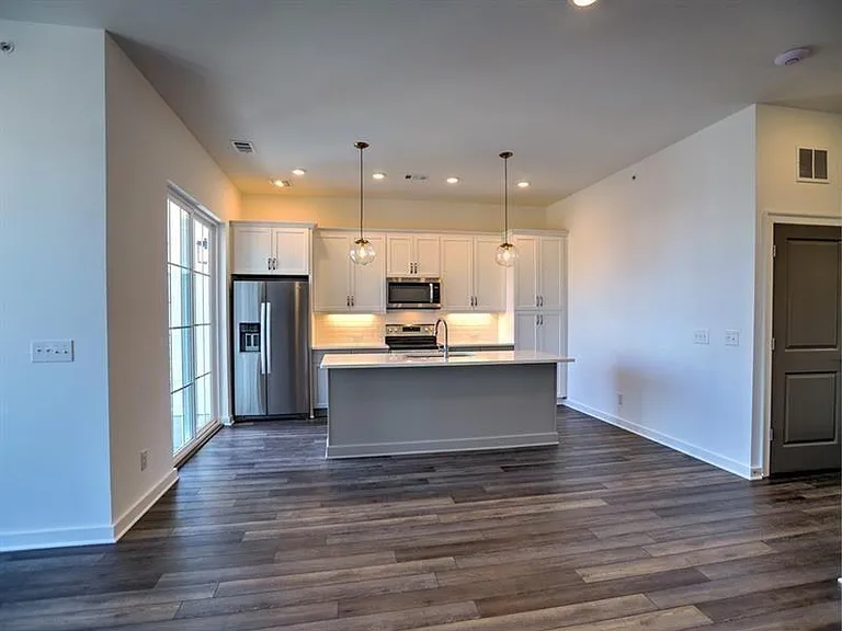 155 Devore Rd — Photo 9