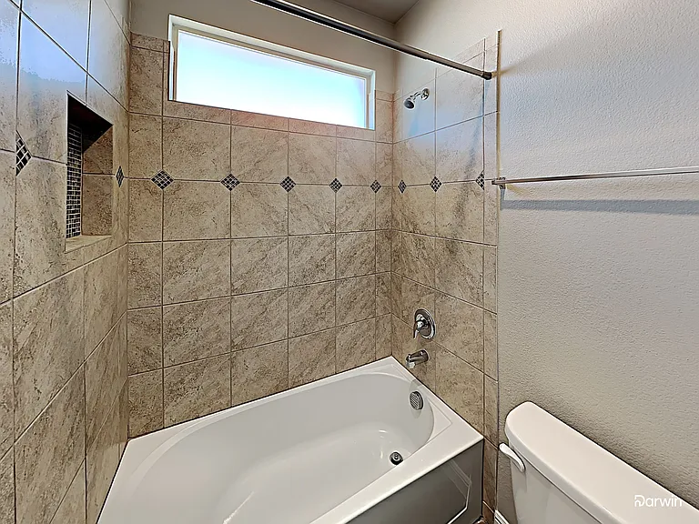 2606 Lavender Ln — Photo 13