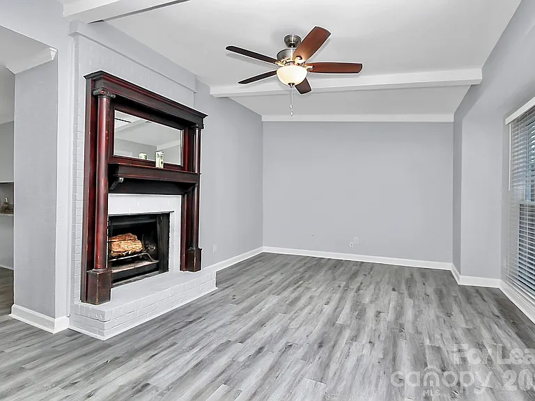 4743 Old Woods Rd — Photo 11