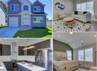 25 Willoughby Ave, Hicksville, NY 11801