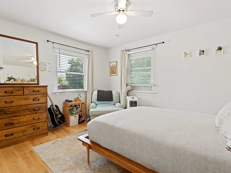 2506 Lelaray St — Photo 23