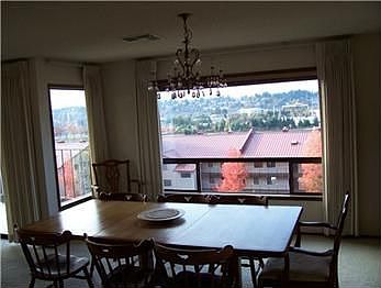 5th image of 908 E Bay Dr NE APT 201